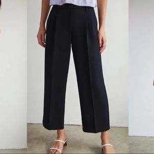 Aritzia Wilfred Effortless Crop Pant in Black Size 0